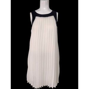 Xhilaration Accordion Pleated Chiffon Dress Size M Sleeveless Cream Black Lined